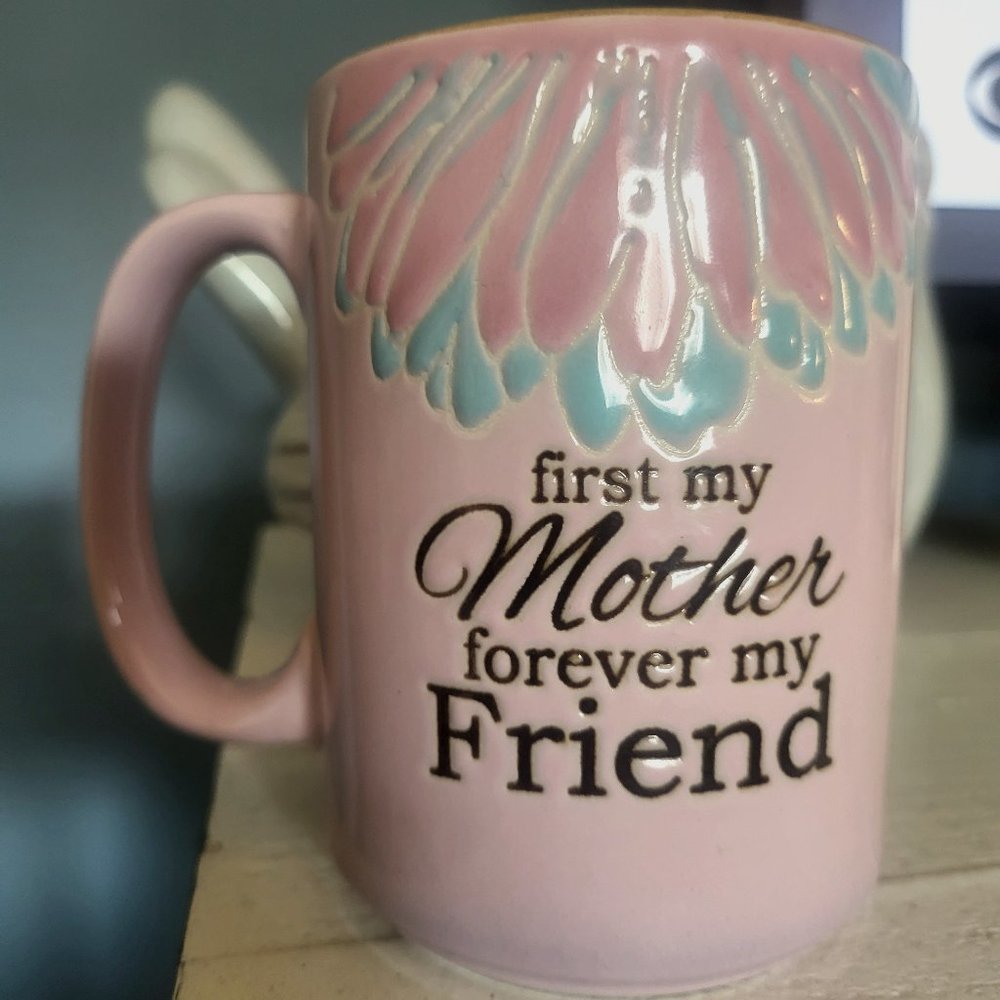 MOM~Coffee, Tea or Warm Adult Beverage Mug~2020       "I💗It" Brand